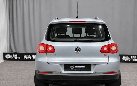 Volkswagen Tiguan I, 2010 год, 788 235 рублей, 5 фотография
