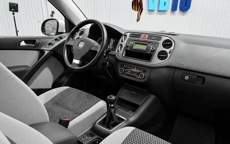 Volkswagen Tiguan I, 2010 год, 788 235 рублей, 13 фотография