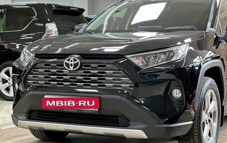 Toyota RAV4, 2021 год, 3 390 000 рублей, 2 фотография