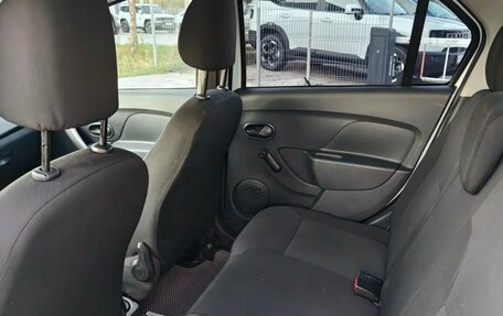 Renault Logan II, 2019 год, 729 900 рублей, 12 фотография