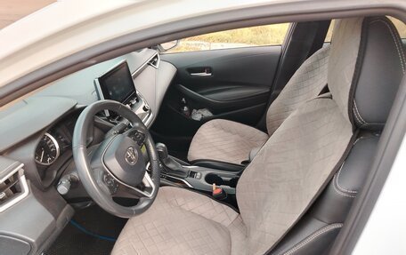 Toyota Corolla, 2020 год, 1 860 000 рублей, 5 фотография
