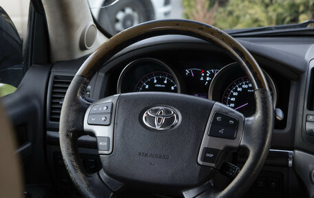 Toyota Land Cruiser 200, 2008 год, 2 097 000 рублей, 11 фотография