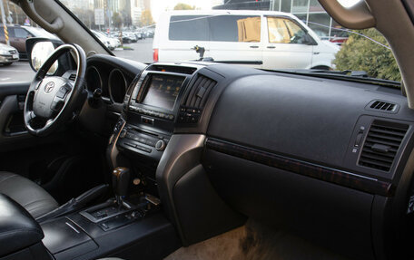 Toyota Land Cruiser 200, 2008 год, 2 097 000 рублей, 7 фотография