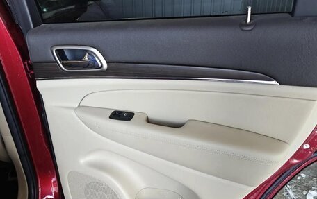Jeep Grand Cherokee, 2014 год, 2 050 000 рублей, 22 фотография