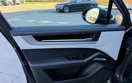 Porsche Cayenne III, 2024 год, 14 113 000 рублей, 14 фотография