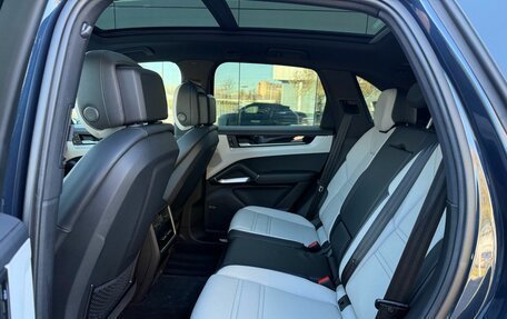 Porsche Cayenne III, 2024 год, 14 113 000 рублей, 15 фотография