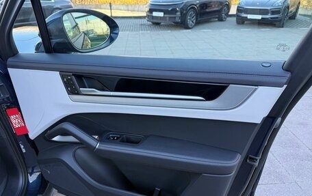 Porsche Cayenne III, 2024 год, 14 113 000 рублей, 23 фотография