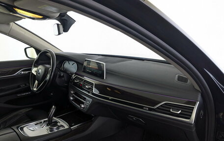 BMW 7 серия, 2016 год, 2 950 000 рублей, 11 фотография
