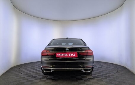 BMW 7 серия, 2016 год, 2 950 000 рублей, 6 фотография
