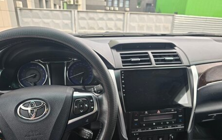 Toyota Camry, 2016 год, 2 800 000 рублей, 7 фотография
