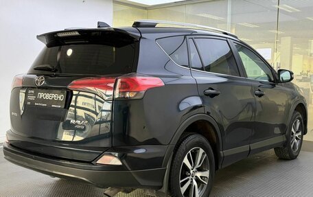 Toyota RAV4, 2017 год, 2 450 000 рублей, 6 фотография