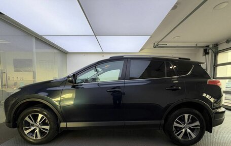 Toyota RAV4, 2017 год, 2 450 000 рублей, 10 фотография