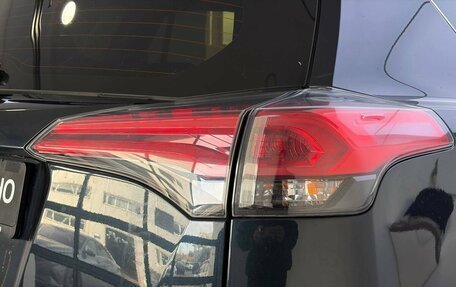 Toyota RAV4, 2017 год, 2 450 000 рублей, 12 фотография