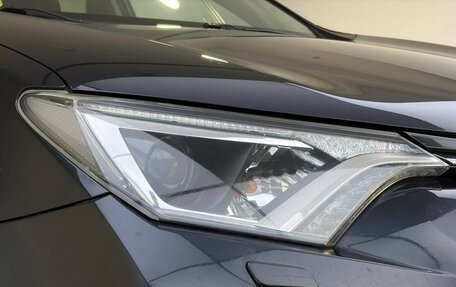 Toyota RAV4, 2017 год, 2 450 000 рублей, 21 фотография