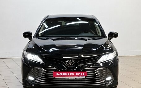 Toyota Camry, 2019 год, 2 800 000 рублей, 2 фотография