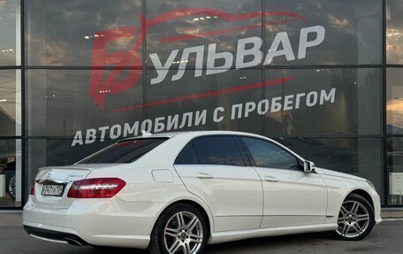 Mercedes-Benz E-Класс, 2011 год, 1 449 000 рублей, 6 фотография