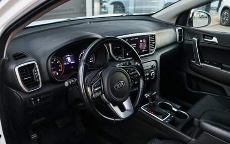 KIA Sportage IV рестайлинг, 2020 год, 2 220 000 рублей, 11 фотография