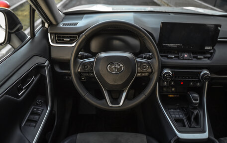 Toyota RAV4, 2025 год, 3 774 777 рублей, 11 фотография