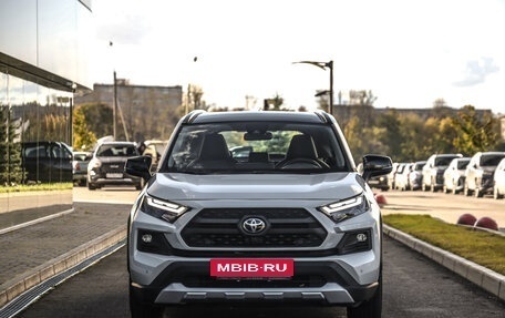 Toyota RAV4, 2025 год, 3 774 777 рублей, 4 фотография