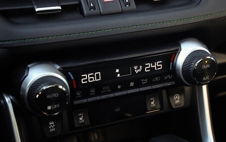 Toyota RAV4, 2025 год, 3 774 777 рублей, 17 фотография