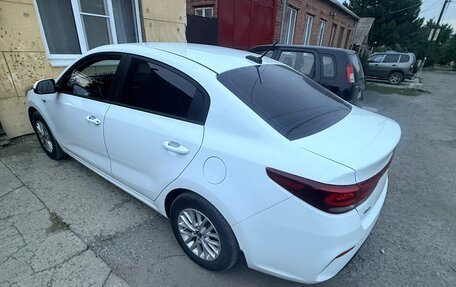 KIA Rio IV, 2019 год, 1 650 000 рублей, 2 фотография