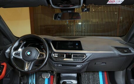 BMW 1 серия, 2022 год, 4 200 000 рублей, 14 фотография
