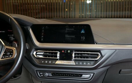 BMW 1 серия, 2022 год, 4 200 000 рублей, 18 фотография