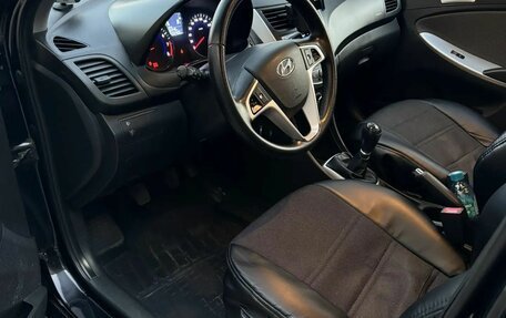 Hyundai Solaris II рестайлинг, 2013 год, 750 000 рублей, 11 фотография