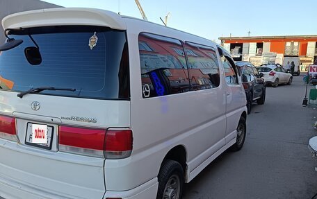 Toyota HiAce H100, 1998 год, 945 000 рублей, 11 фотография