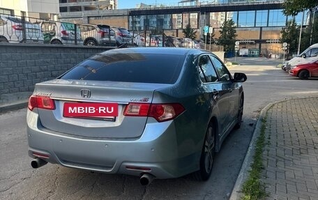Honda Accord VIII рестайлинг, 2011 год, 1 300 000 рублей, 3 фотография