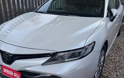 Toyota Camry, 2019 год, 3 290 000 рублей, 1 фотография