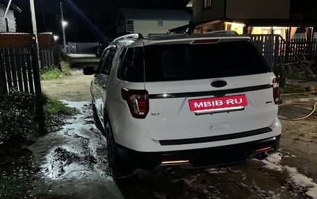 Ford Explorer V рестайлинг, 2018 год, 2 700 000 рублей, 6 фотография