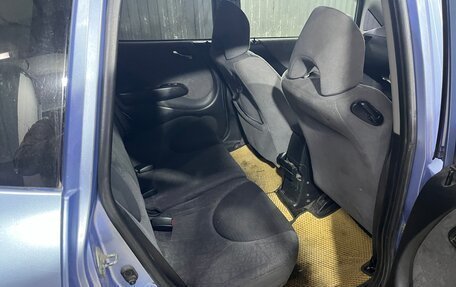Honda Fit III, 2002 год, 140 000 рублей, 6 фотография