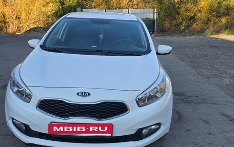 KIA cee'd III, 2015 год, 1 330 000 рублей, 3 фотография