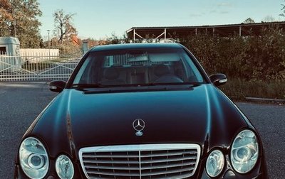 Mercedes-Benz E-Класс, 2004 год, 580 000 рублей, 1 фотография