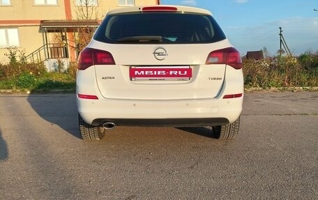 Opel Astra J, 2011 год, 700 000 рублей, 7 фотография