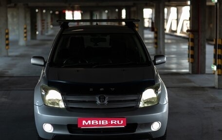 Toyota Ist II, 2002 год, 600 000 рублей, 2 фотография