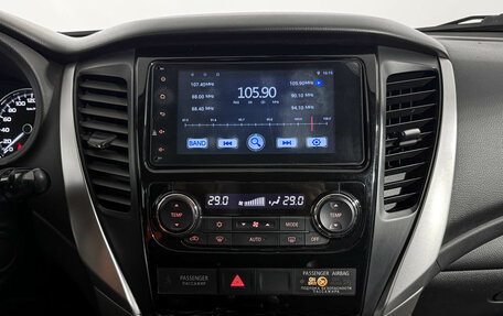 Mitsubishi Pajero Sport III рестайлинг, 2019 год, 2 590 000 рублей, 18 фотография