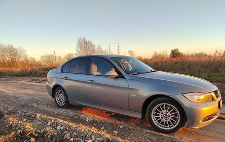 BMW 3 серия, 2007 год, 1 000 000 рублей, 3 фотография