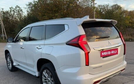 Mitsubishi Pajero Sport III рестайлинг, 2020 год, 4 190 000 рублей, 3 фотография