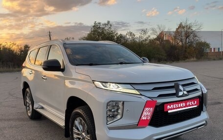 Mitsubishi Pajero Sport III рестайлинг, 2020 год, 4 190 000 рублей, 8 фотография