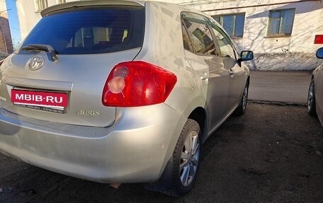 Toyota Auris II, 2007 год, 450 000 рублей, 4 фотография