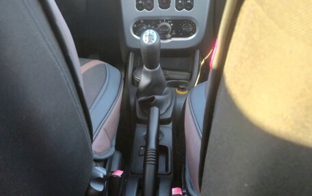 Renault Sandero I, 2010 год, 450 000 рублей, 11 фотография