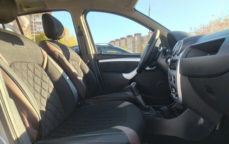 Renault Sandero I, 2010 год, 450 000 рублей, 14 фотография