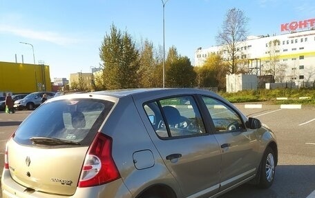 Renault Sandero I, 2010 год, 450 000 рублей, 4 фотография