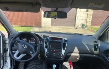KIA cee'd I рестайлинг, 2010 год, 650 000 рублей, 7 фотография