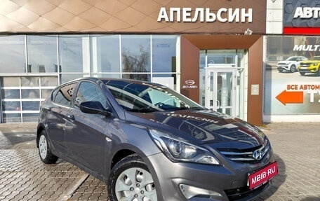 Hyundai Solaris II рестайлинг, 2015 год, 887 652 рублей, 1 фотография