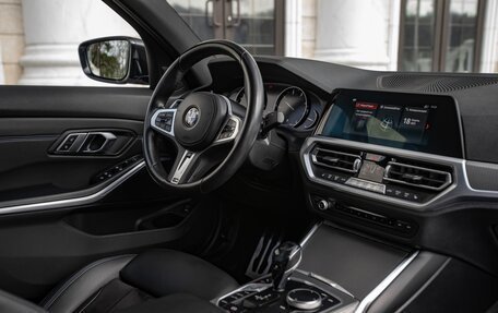 BMW 3 серия, 2020 год, 4 300 000 рублей, 16 фотография