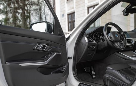 BMW 3 серия, 2020 год, 4 300 000 рублей, 13 фотография