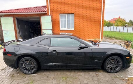 Chevrolet Camaro IV, 2014 год, 2 400 000 рублей, 3 фотография